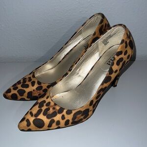 Animal Print Heels! Size 7.5 Cheetah brown & black. Pointed toe